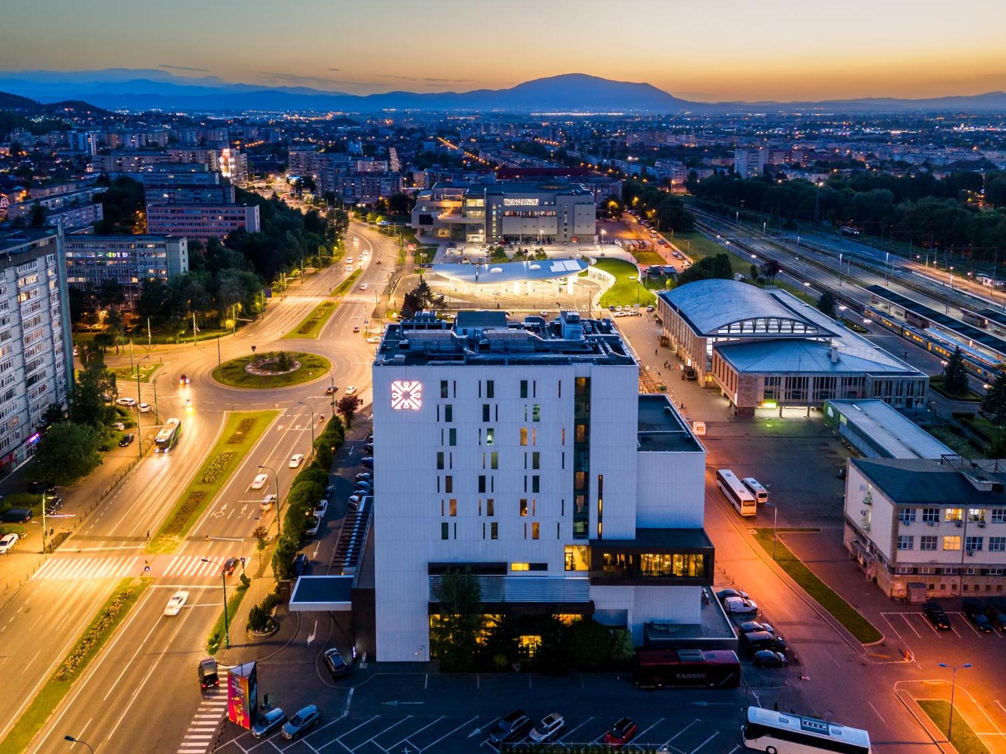 Kronwell Brasov Hotel Exteriér fotografie